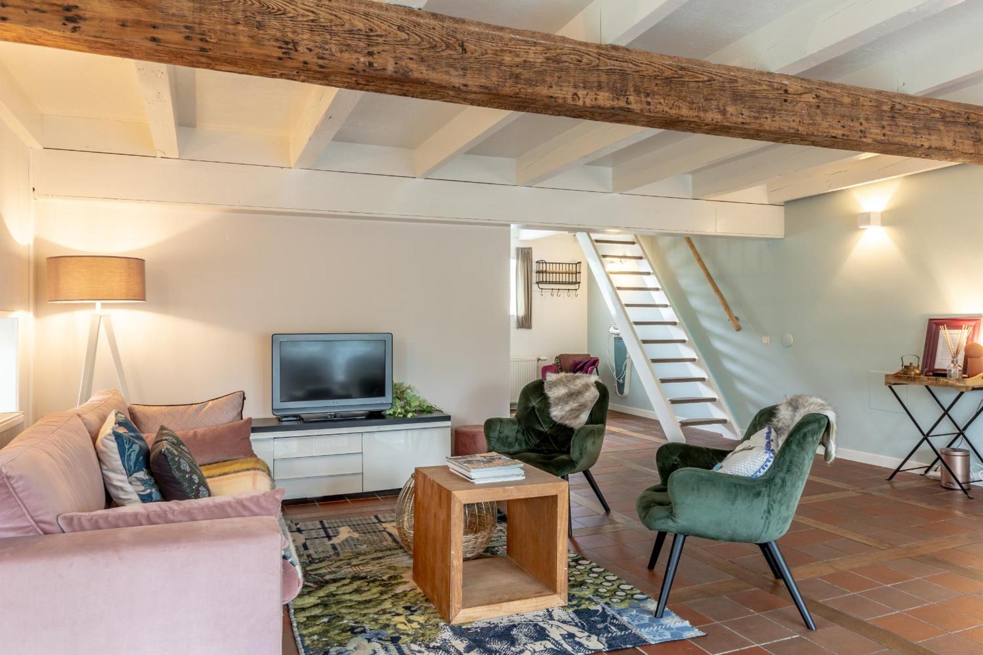 B&Nb The Barnhouse Bed & Breakfast Bergambacht Exterior photo